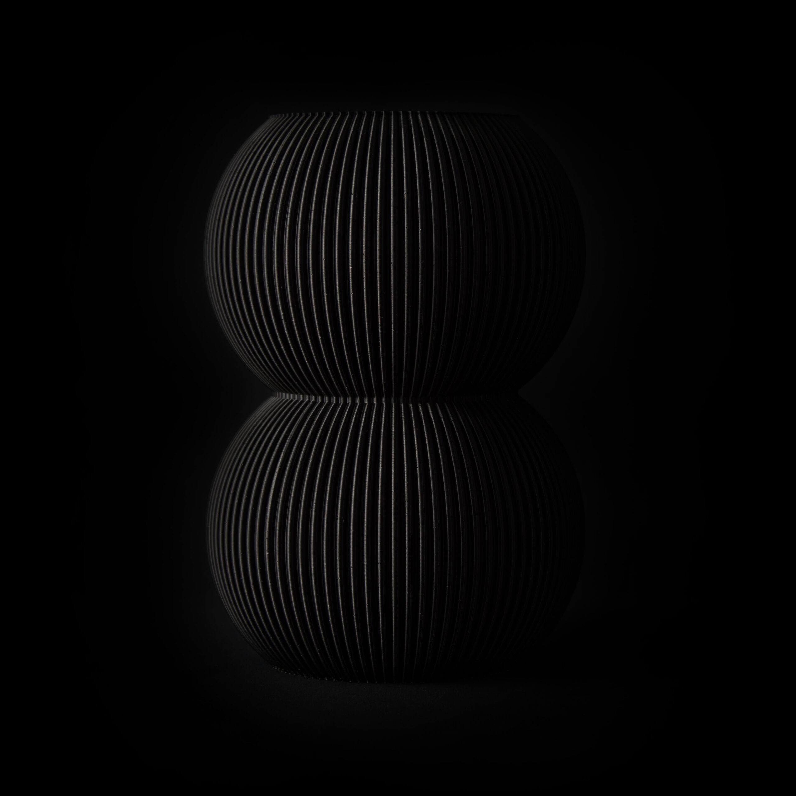 2 sphere vase black 1 square v1 scaled